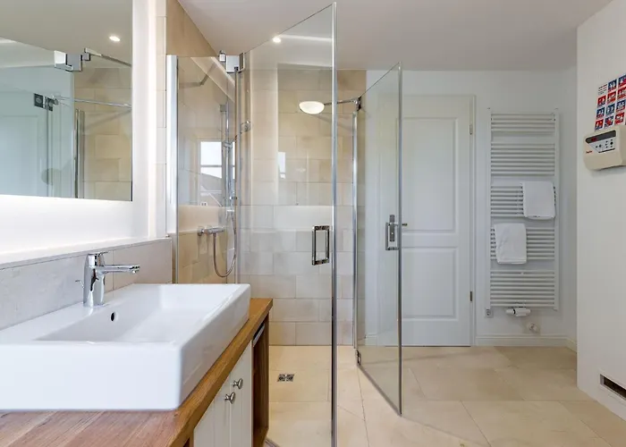 Holiday home Friesenbluete